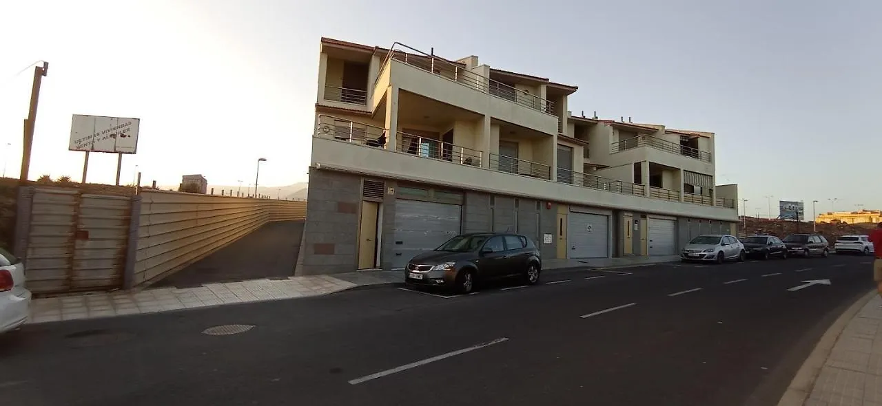Apartamento Playa El Medano Con Terrazas, Vistas, Garaje Y Trastero, En La Gaviota, 36, Zona Wind Surf Apartment El Medano (Tenerife)