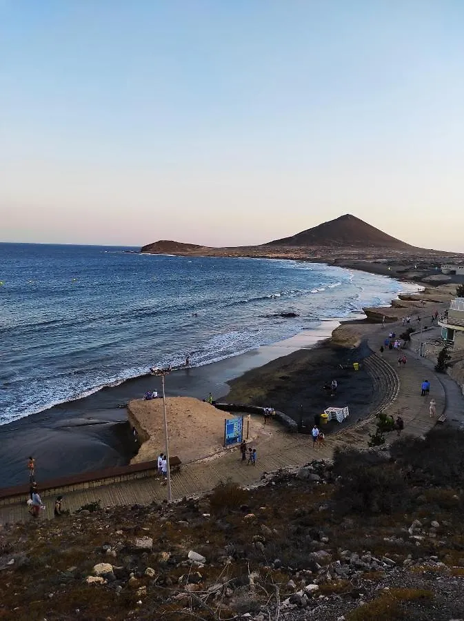Apartamento Playa El Medano Con Terrazas, Vistas, Garaje Y Trastero, En La Gaviota, 36, Zona Wind Surf Spain
