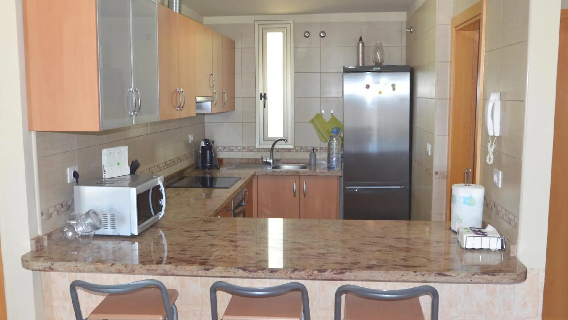 Apartamento Playa El Medano Con Terrazas, Vistas, Garaje Y Trastero, En La Gaviota, 36, Zona Wind Surf El Medano (Tenerife)